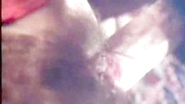 اسکنک بلوند شاخدار ارین مور در تصاویر سکسی از الکسیس حال خوشگذرانی با شخص سیاه پوست